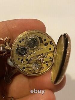 Antique 9ct gold pocket watch & 9ct Bow Brooch In Very Good Condition